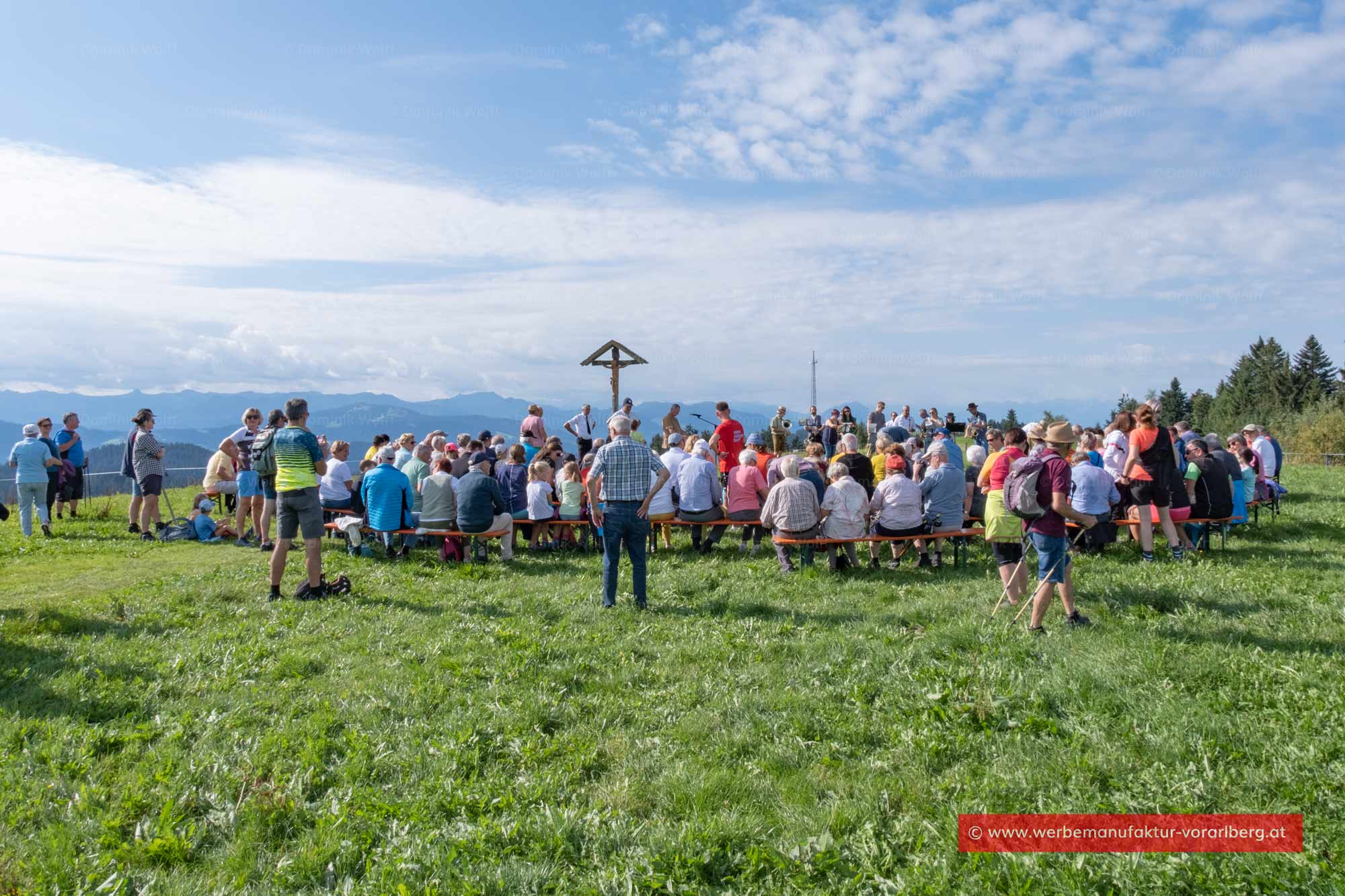 Bild + Foto - Bergandacht auf dem Hochberg/Pfänder