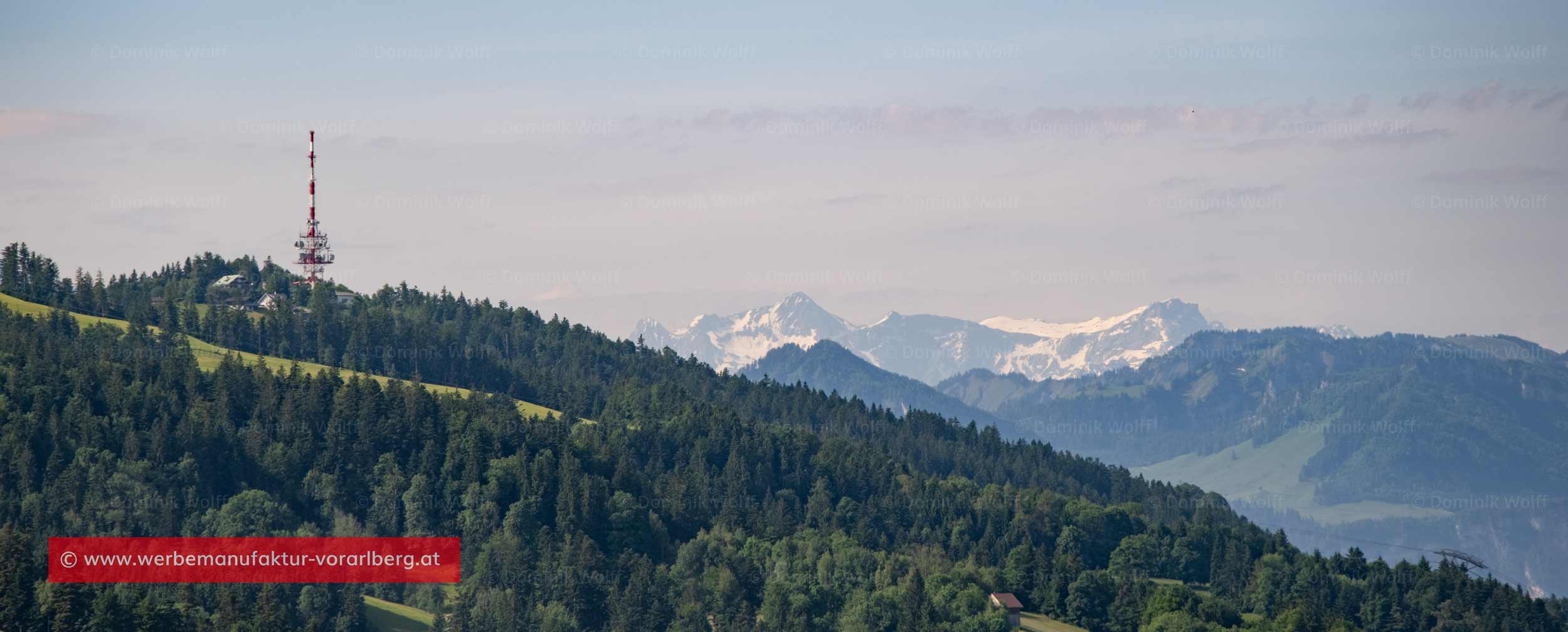 Blick zum Pfändergipfel